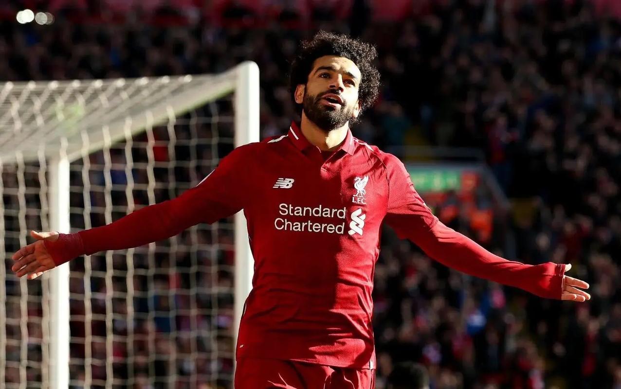 ⚽️2025年度中超最佳评选他来啦！鏖战一年，十...（⚽️2025中超年度最佳评选开启！鏖战一年，荣耀揭晓）