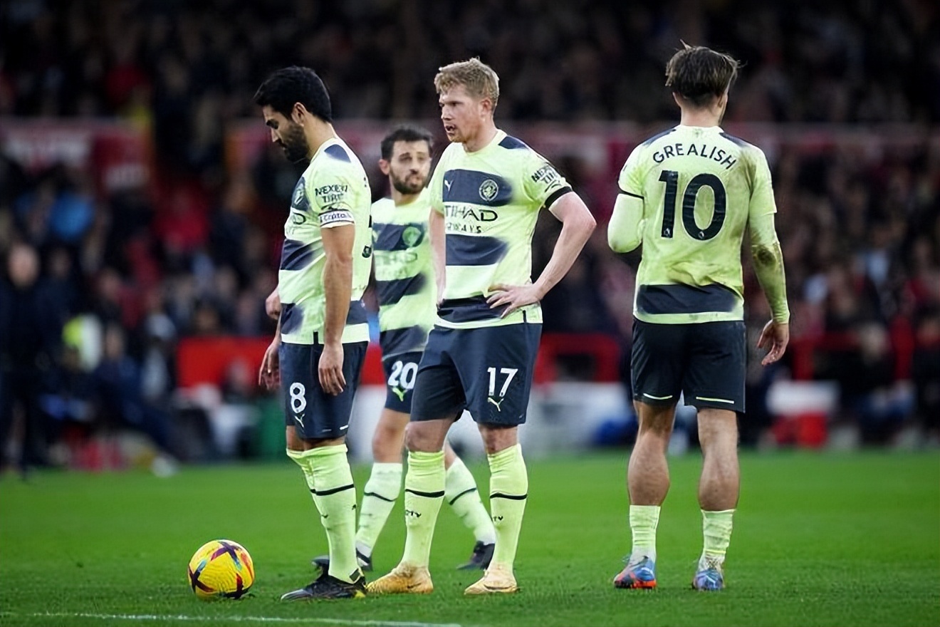 NBA季后赛焦点球员精彩表现（NBA季后赛明星球员高光时刻）