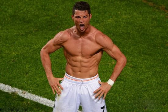 半场战报：博洛尼亚1-2克雷莫内塞，奥尔索利尼点射，瓦尔迪、帕耶罗破门（半场战况：博洛尼亚1-2暂落后克雷莫内塞，奥尔索利尼点球得分，瓦尔迪与帕耶罗破门）