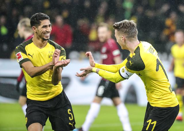 高效爆发！杜兰特17中11得到28分4篮板8助攻（状态火热！杜兰特17投11中砍下28分4篮板8助攻）