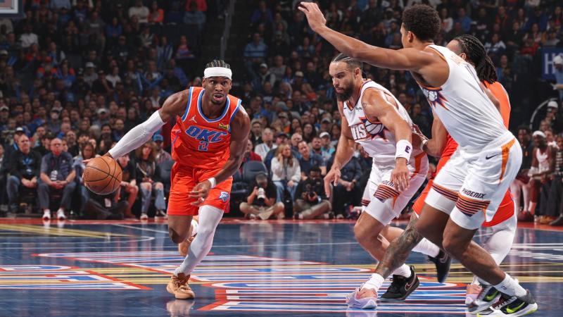 西甲16轮比赛精彩纷呈，多队争夺保级名额，各队表现起伏，悬念迭起。（西甲第16轮群雄逐鹿：保级混战白热化，球队状态起伏不定，悬念丛生）