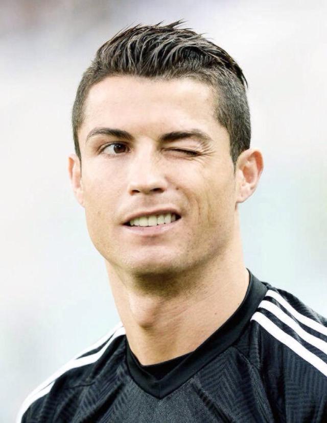 2025／26赛季英超：圣诞魔咒？阿斯顿维拉2-1阿森纳（英超2025／26：阿斯顿维拉2-1阿森纳，圣诞魔咒再临？）