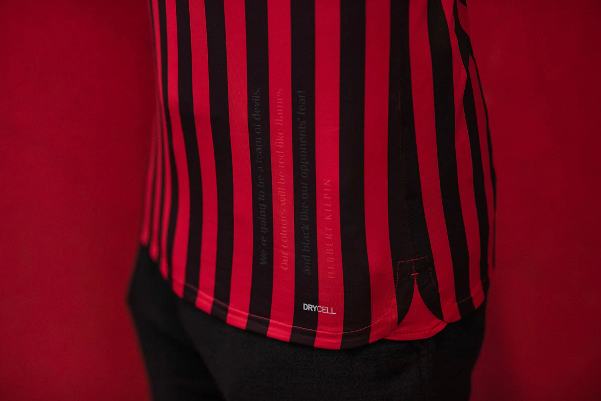 上海申花网红基力安姆巴佩在个人社交称：如果明天申...（申花网红基力安姆巴佩社媒发声：若明天申花…）