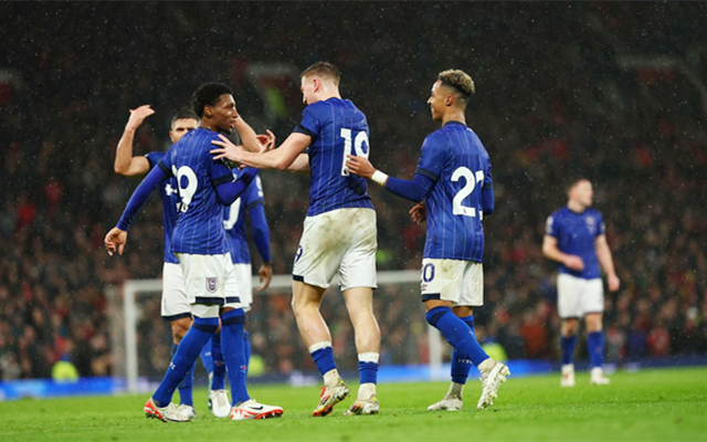 吉迪单赛季第4次至少25分10助，队史2012年罗斯后最多（吉迪本季第4次砍下25+10助攻，创队史自2012年罗斯后单季最多）