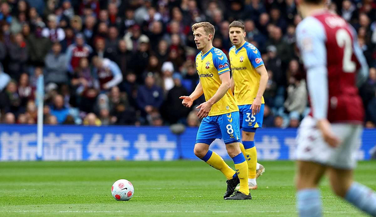 FM26逆天Bug，外场球员“闪现”至门前挡出对方主罚的点球（FM26离谱BUG： 外场球员瞬移到门前封堵对手点球）