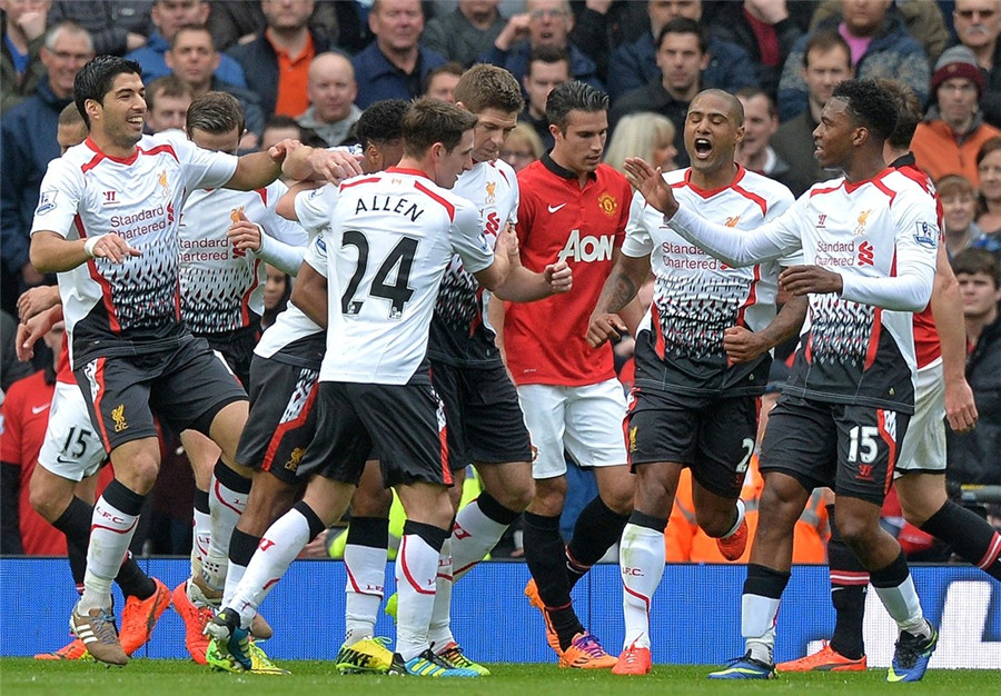 哈登盛赞火箭略显心酸！示意队友接球无1人回应 快船暴雷解体渐近？（哈登力赞火箭却难掩辛酸：招手找接应无人理会，快船崩盘在即？）